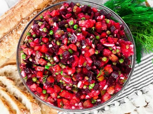Si të bëni vinegrette duke ndjekur një dietë proteinike
